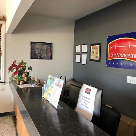Fairbridge Inn Express Monroe City Eksteriør bilde