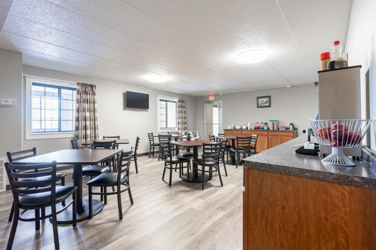 Fairbridge Inn Express Monroe City Eksteriør bilde